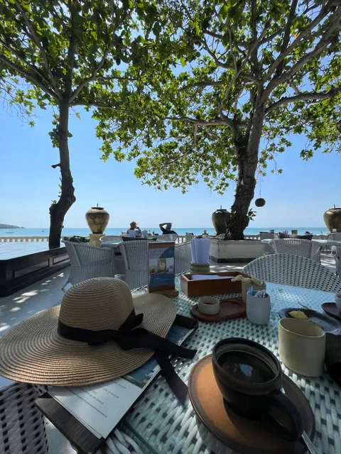 Sunset Beach Bar & Grill