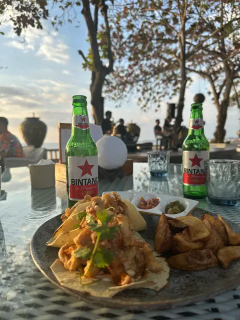 Sunset Beach Bar & Grill
