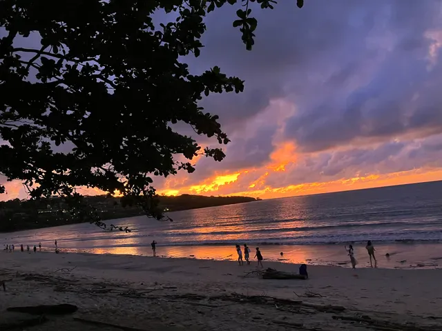 Sunset Beach Bar & Grill