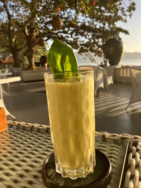 Sunset Beach Bar & Grill