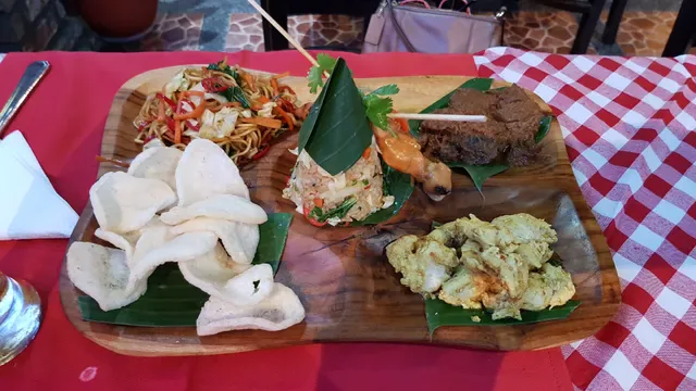 Tavern De Bali Sport Bar and Restaurant