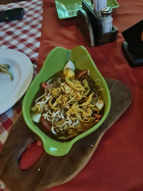 Tavern De Bali Sport Bar and Restaurant
