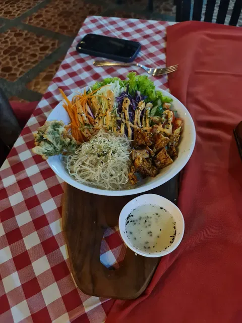Tavern De Bali Sport Bar and Restaurant