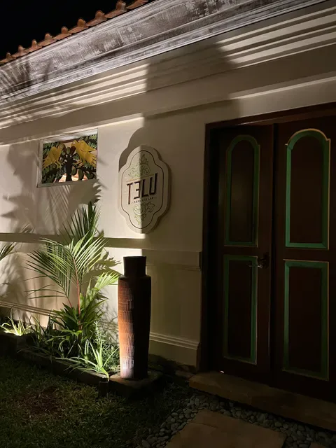 TELU Bar at Four Seasons Resort Bali at Jimbaran Bay