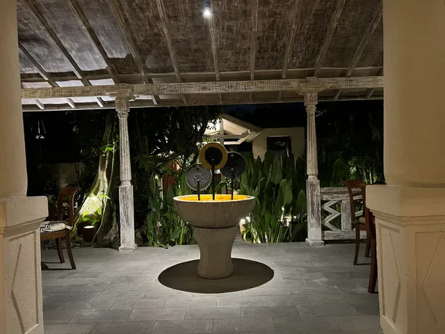 TELU Bar at Four Seasons Resort Bali at Jimbaran Bay