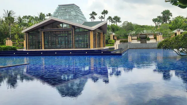 The Cafe at Mulia Bali
