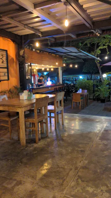 Tino's Bar & Eatery Nusa Dua