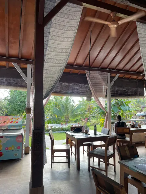 Warung Cenana