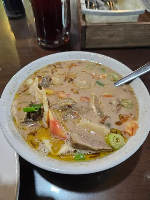Waroeng Betawi Ahong
