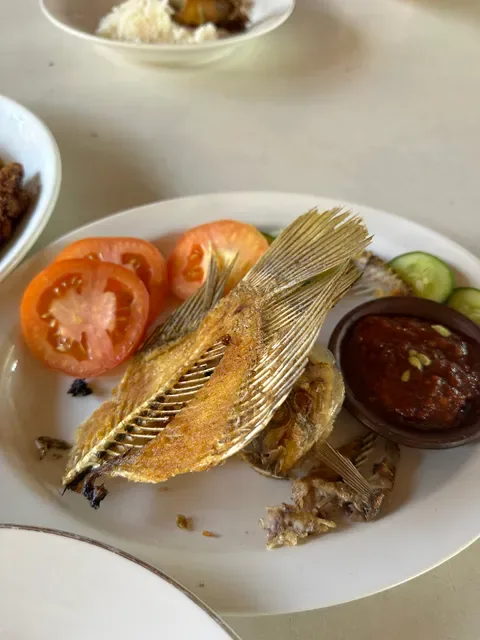 Waroeng Betawi Ahong