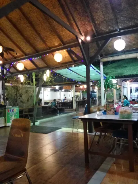 Waroeng Betawi Ahong