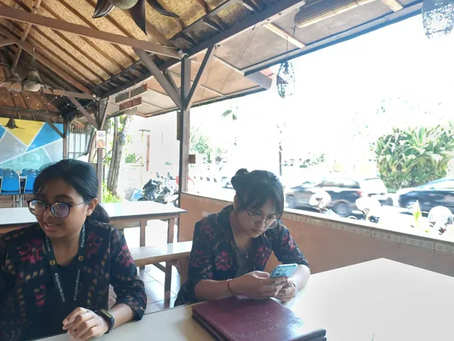Waroeng Betawi Ahong