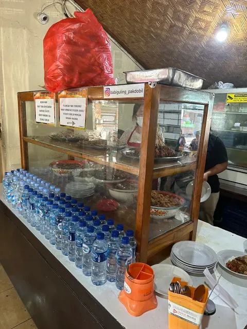 Warung Babi Guling Sari Dewi Bp. Dobil