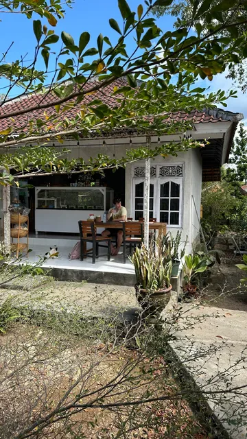 Warung Beten Ampel, Reestaurant nasi goreng