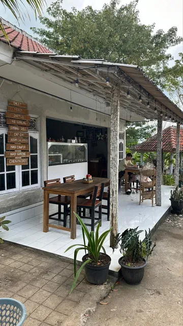 Warung Beten Ampel, Reestaurant nasi goreng