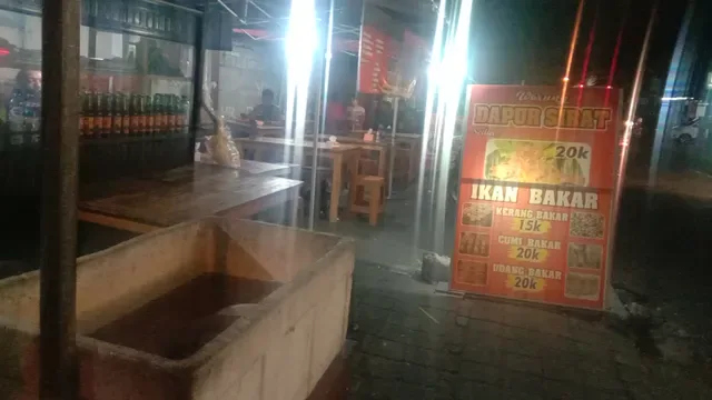 Warung Dapur Sirat ( Seafood Bakar & masakan indonesia)
