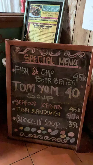 Warung In Salt Restaurant Bar