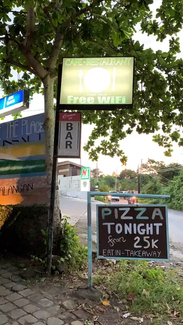 Warung In Salt Restaurant Bar