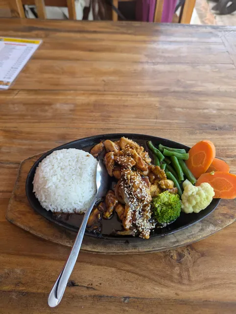 Warung Makan MADE