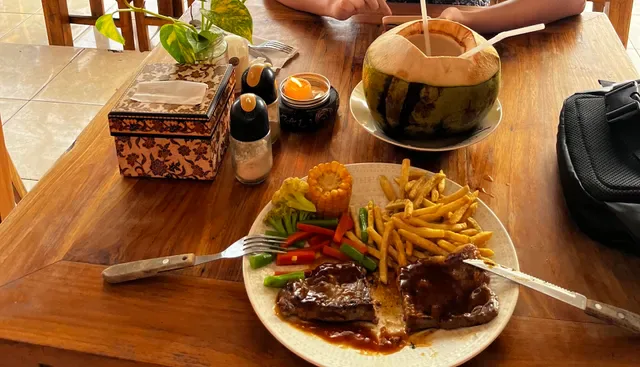 Warung Makan MADE