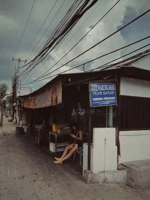 Warung Mami ikan bakar