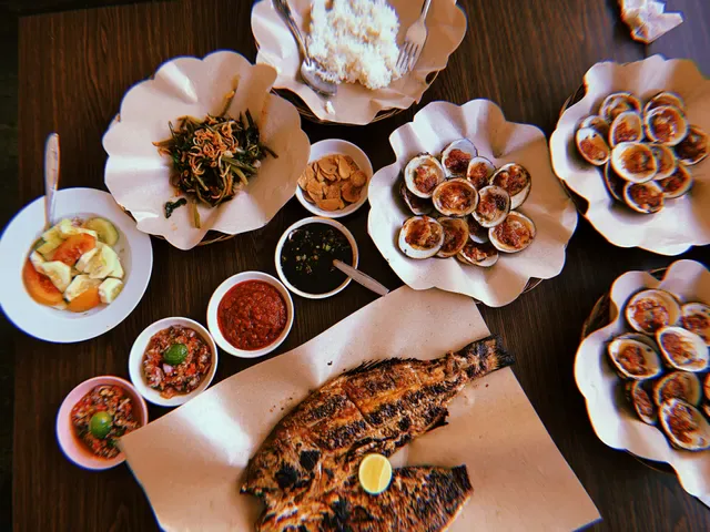Warung Mami ikan bakar