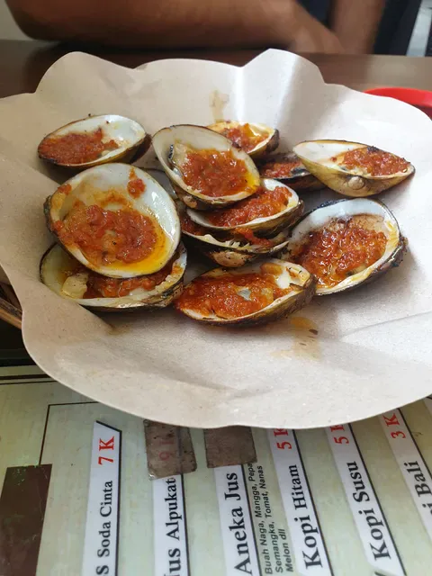 Warung Mami ikan bakar