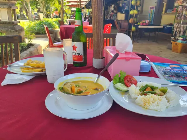Warung Naya's