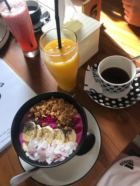 Warung TG Cafe