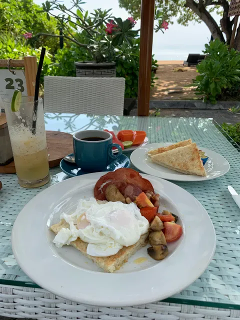 Yasa Segara Bengiat Restoran