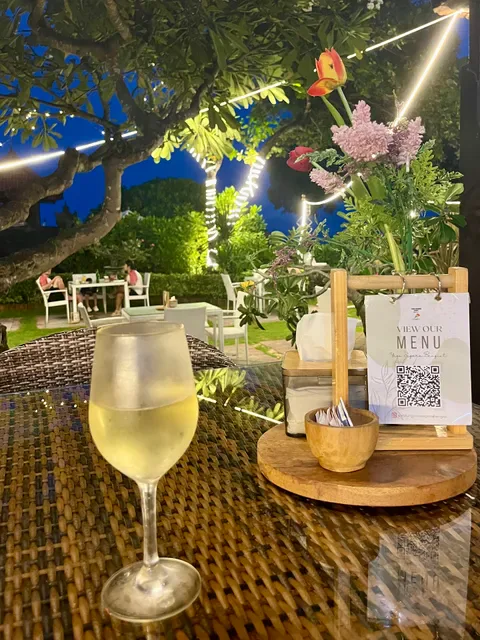 Yasa Segara Bengiat Restoran