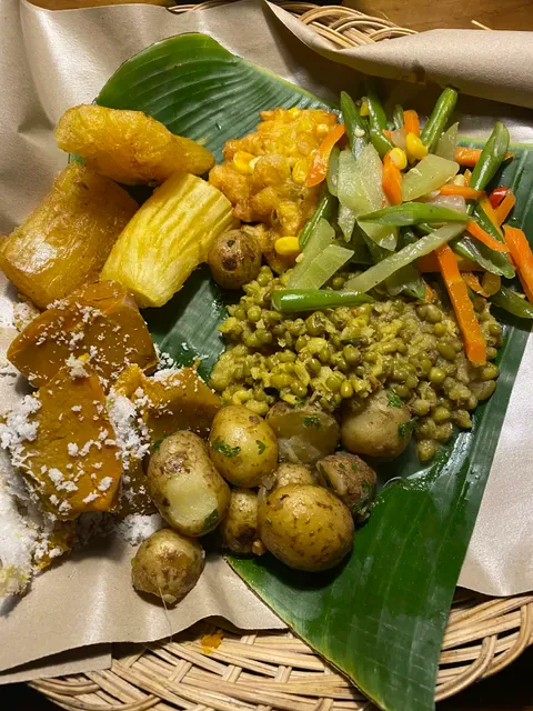 Yeye's Warung & Gift Shop