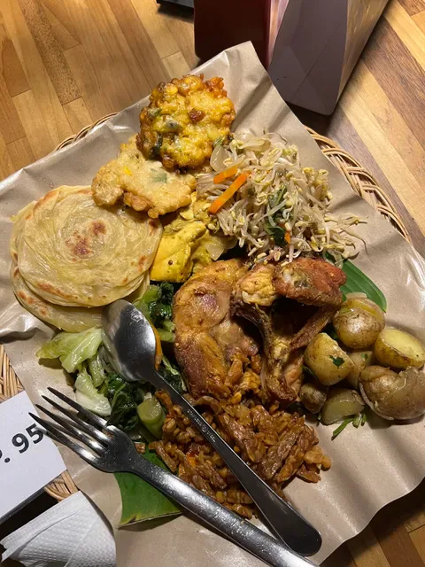 Yeye's Warung & Gift Shop