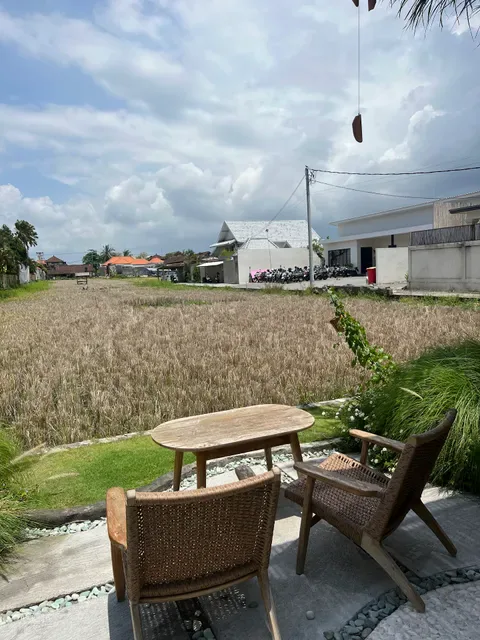707 Cafe & Bistro