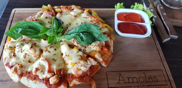 Amolas Cafe