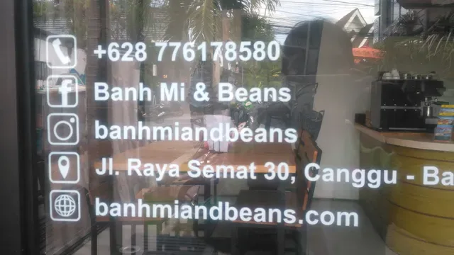 Banh Mi & Beans Batu Bolong
