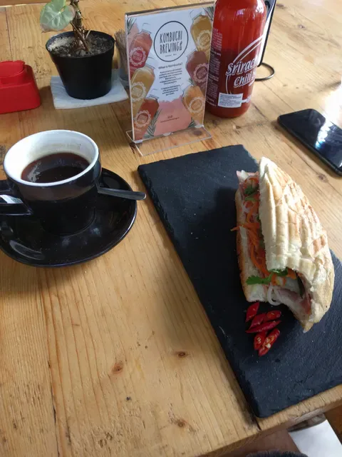 Banh Mi & Beans Batu Bolong