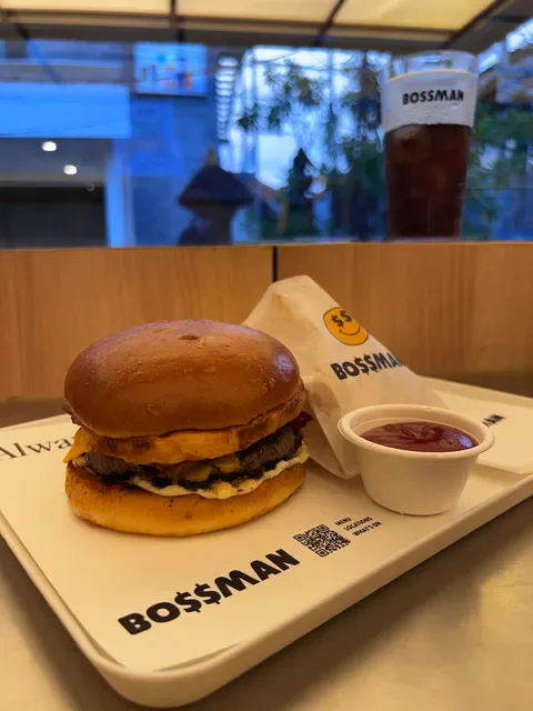 BOSSMAN Burgers Seminyak