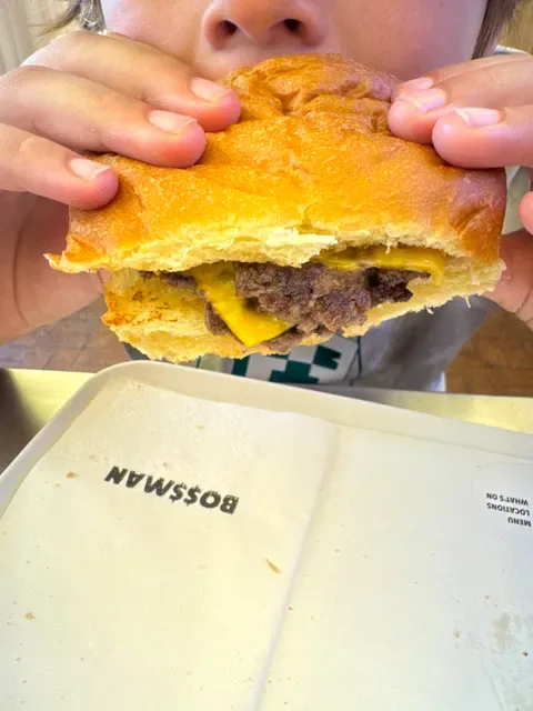 BOSSMAN Burgers Seminyak