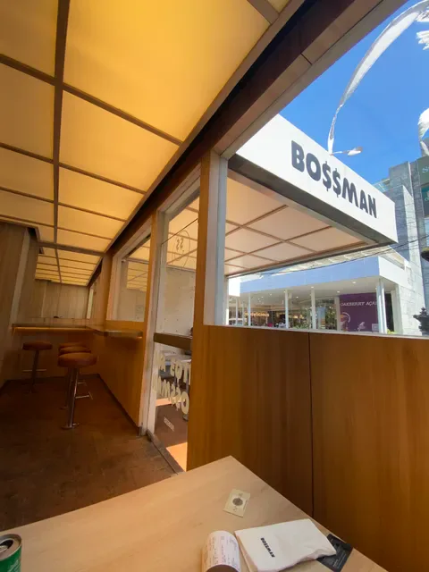 BOSSMAN Burgers Seminyak