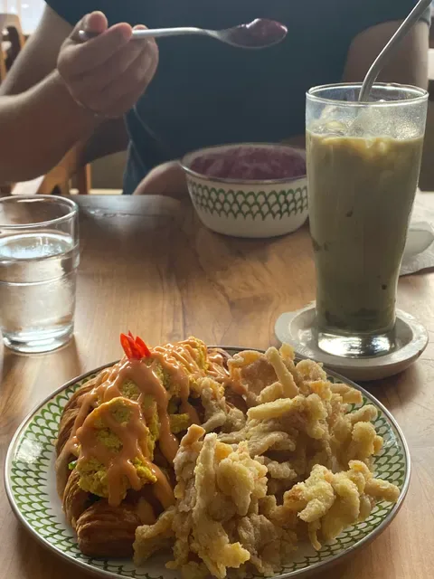 Warung Dua Hati (Vegan)