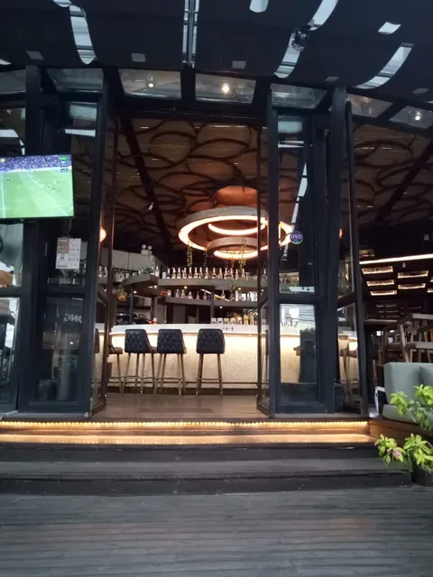 Frestro & Bar