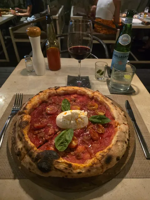 Fucina Pizzeria Cucina Italiana