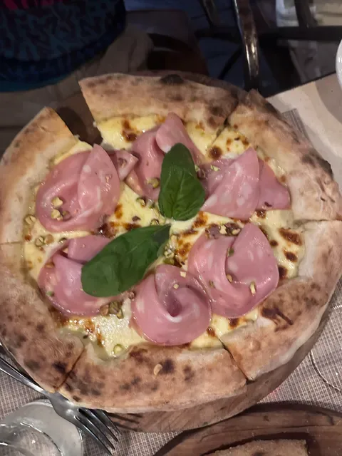 Fucina Pizzeria Cucina Italiana