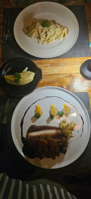 Gloriam Grills & Glamour Restaurant Seminyak