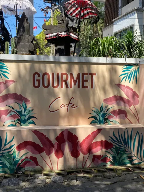 Gourmet Cafe Petitenget