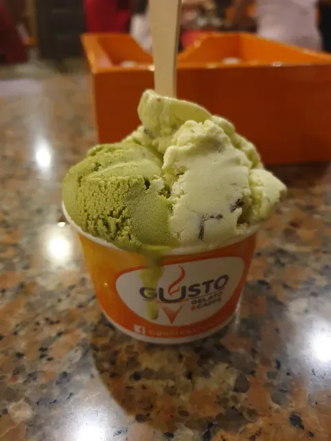Gusto Gelato & Caffé