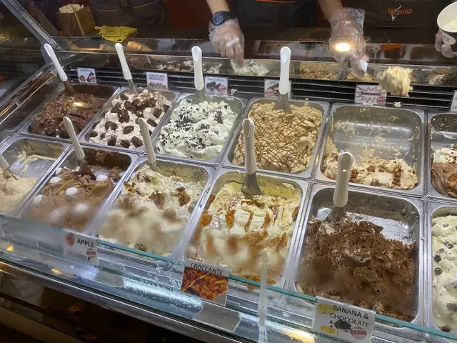 Gusto Gelato & Caffé