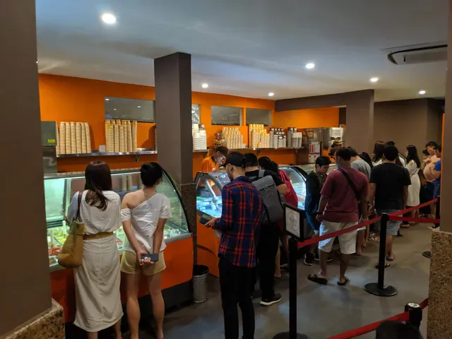 Gusto Gelato & Caffé