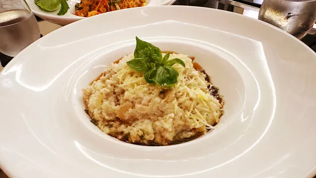 Jemme Restaurant